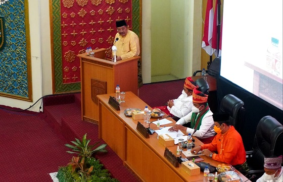 Rapat Paripurna Istimewa Hari Jadi Pelalawan ke-22 Tahun dipimpin Ketua DPRD H.Baharuddin, SH,.MH (foto: Cahyo)